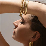Robyn hoops